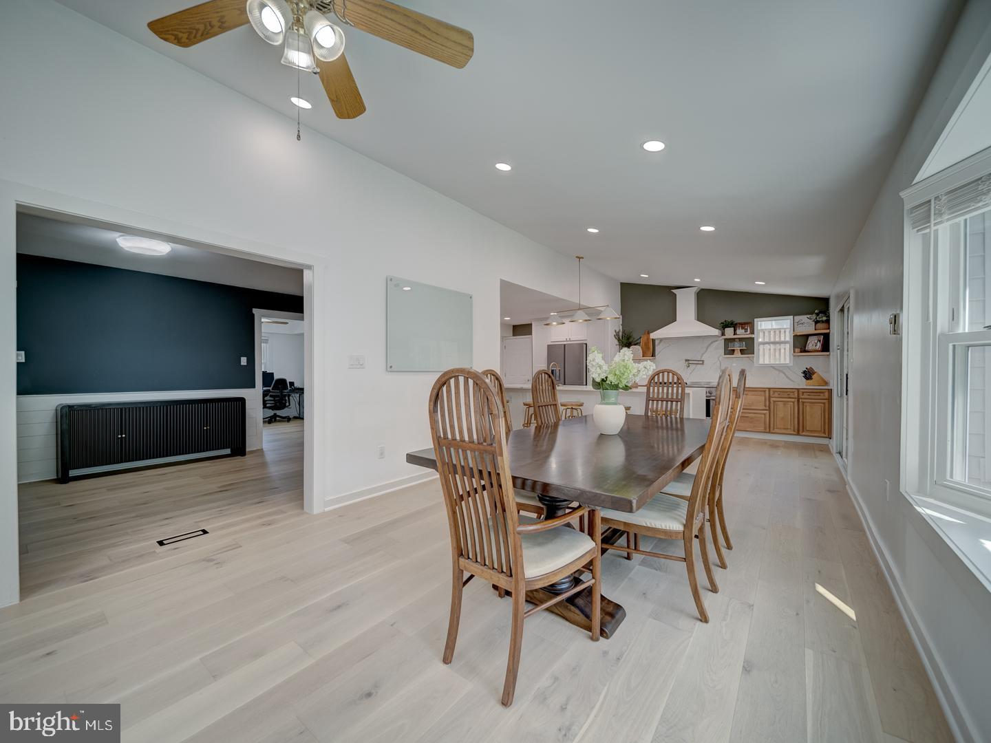 1782 Shaftsbury Ave Property Photo 36