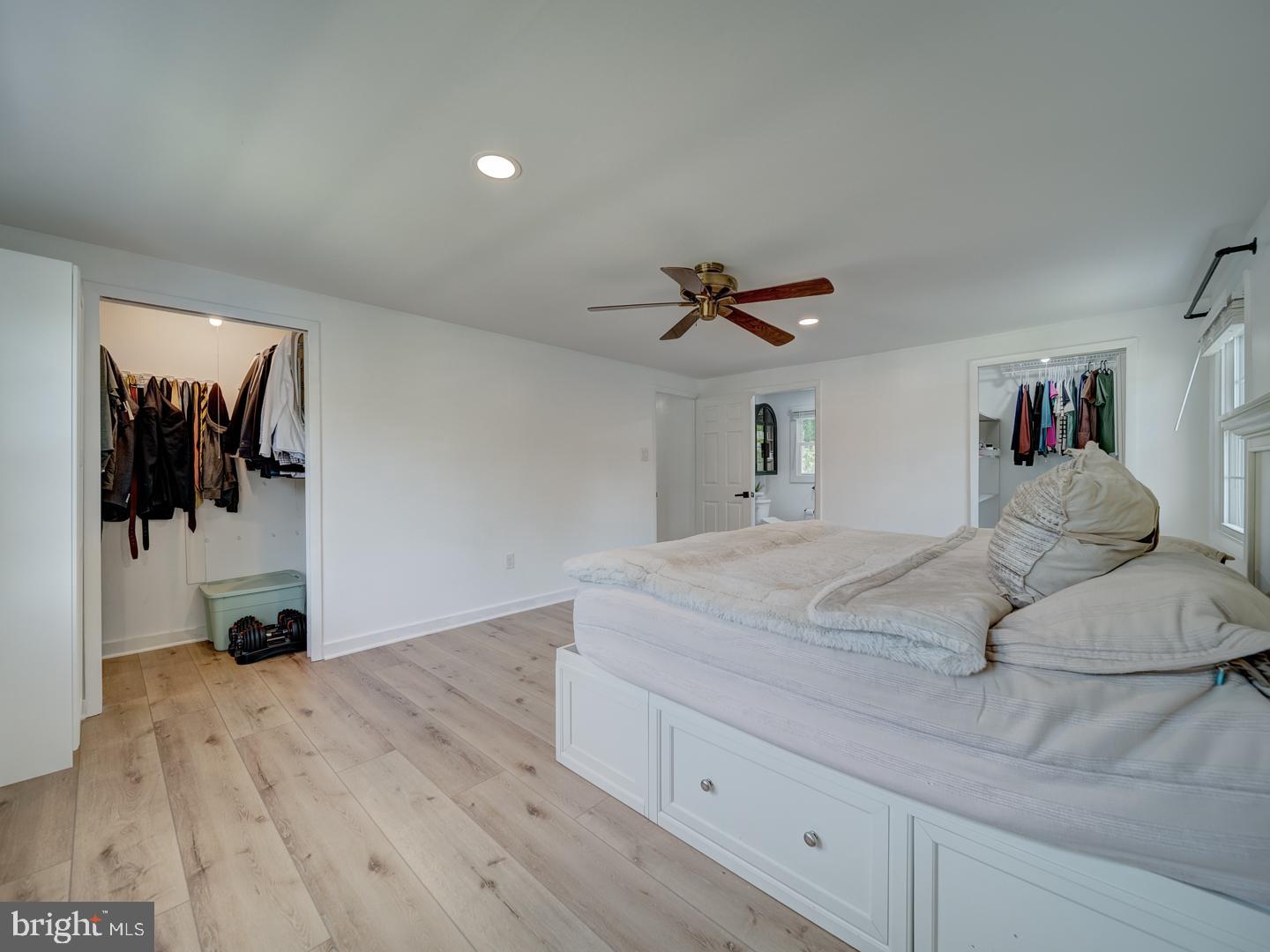 1782 Shaftsbury Ave Property Photo 55