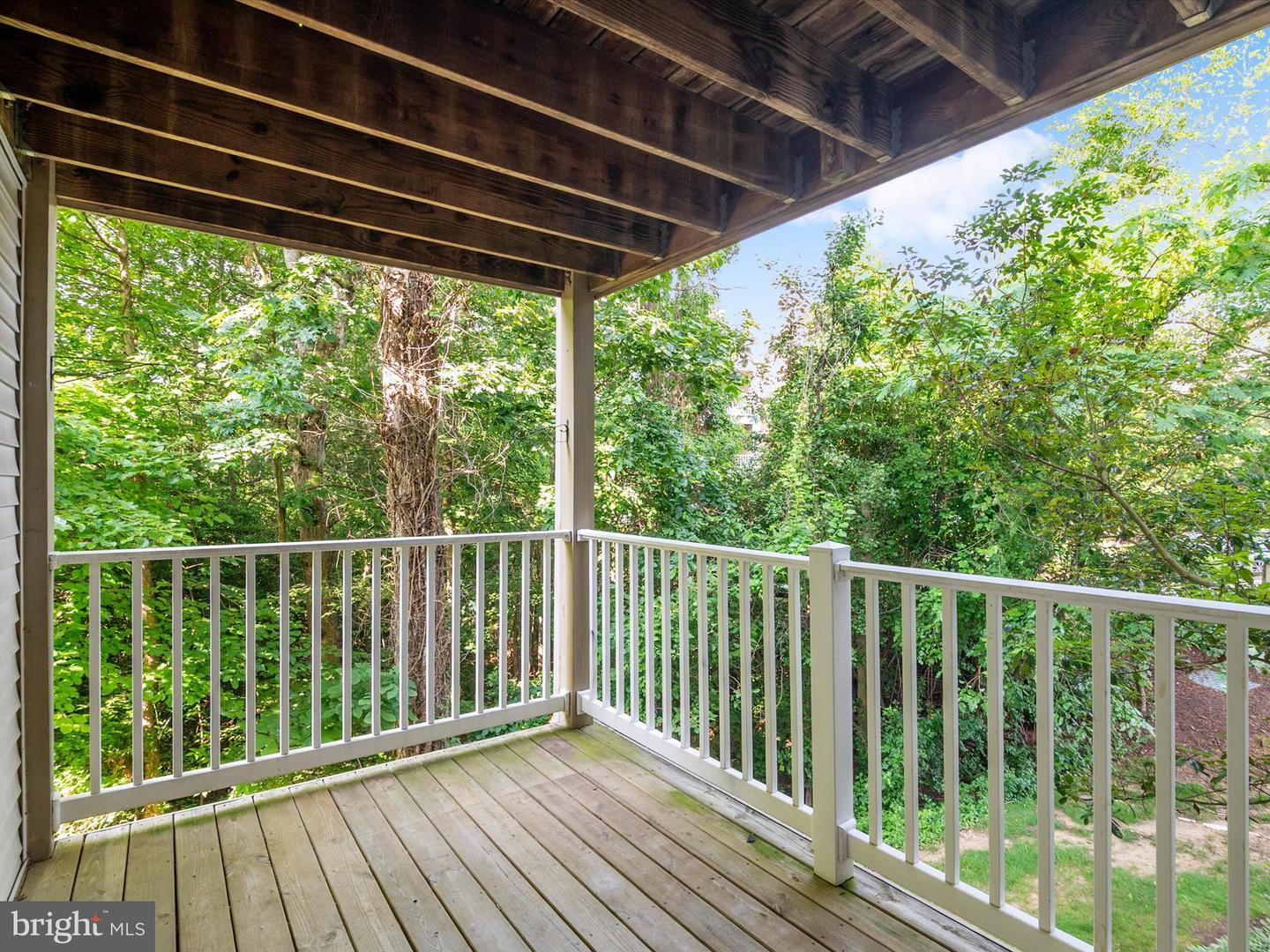 621 Admiral Dr #207 Property Photo 27