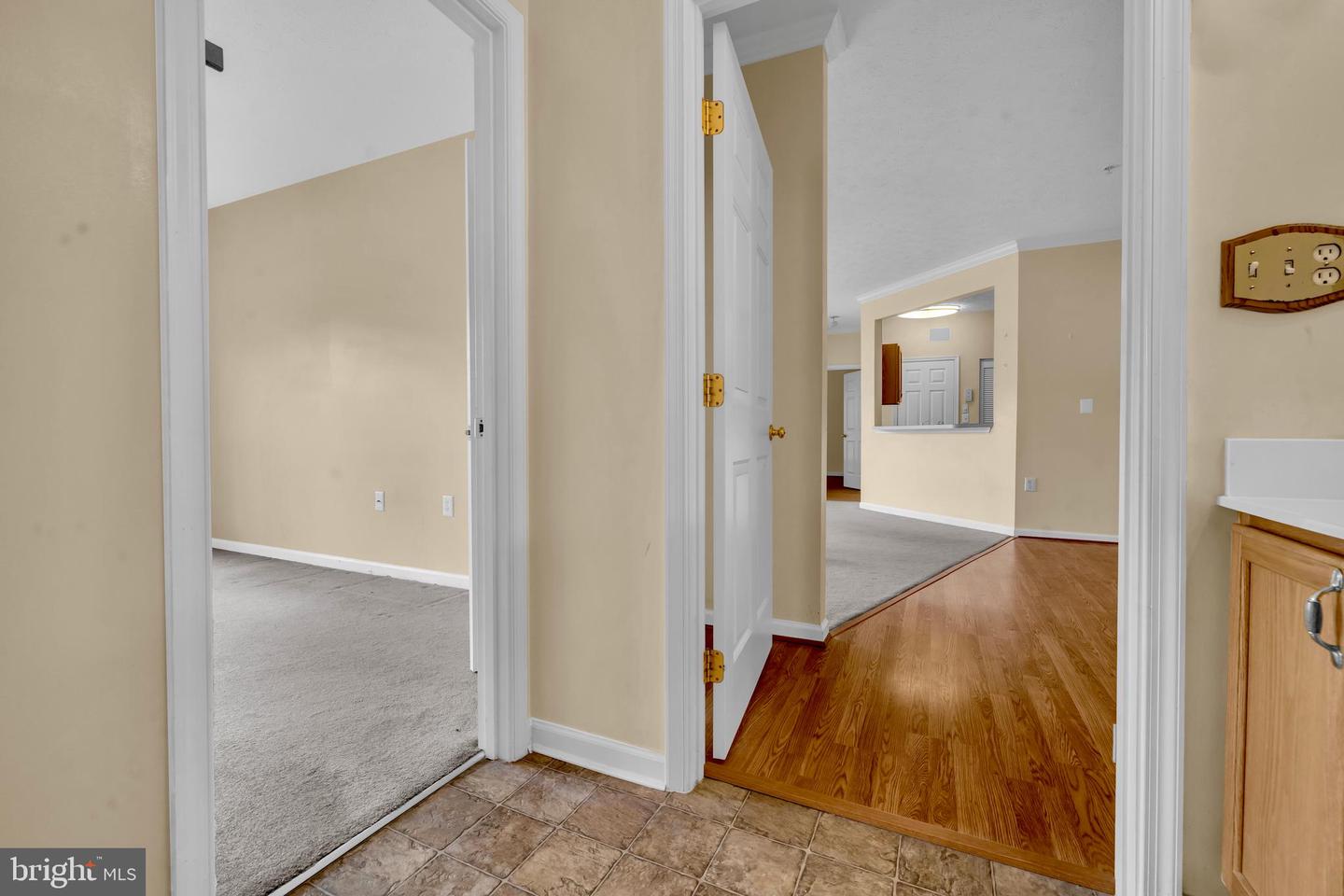 2495 Amber Orchard Ct E #101 Property Photo 10