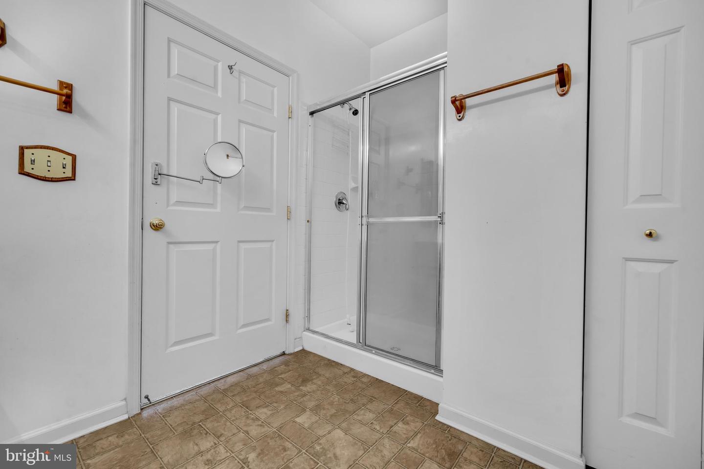 2495 Amber Orchard Ct E #101 Property Photo 19