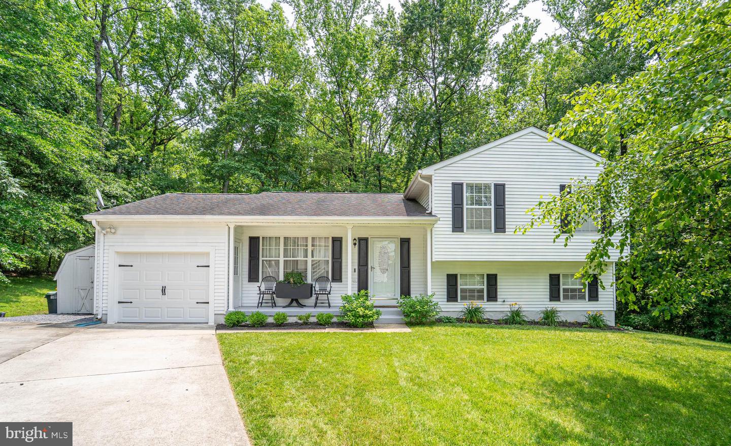 7781 MONAGHAN RD Property Photo 1