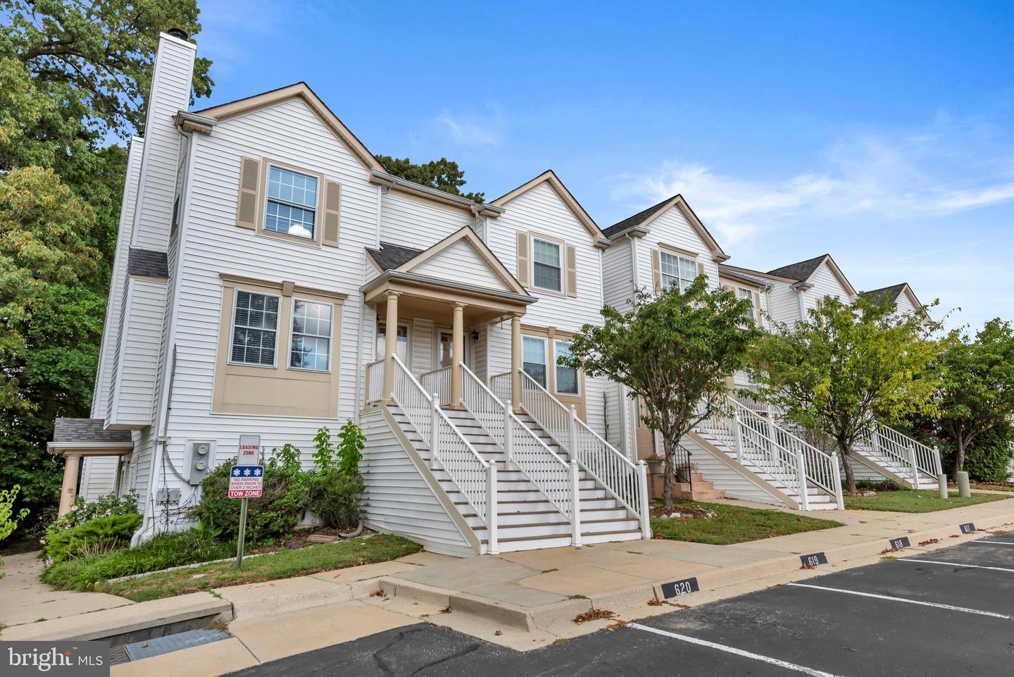 1440 Nutwood Ct Property Photo 1