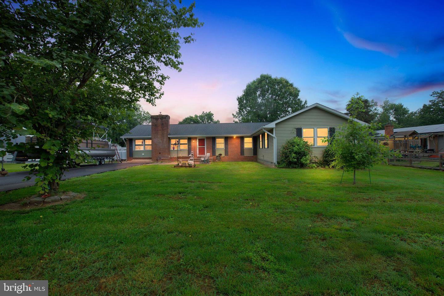 1218 Pine Ave Property Photo 1