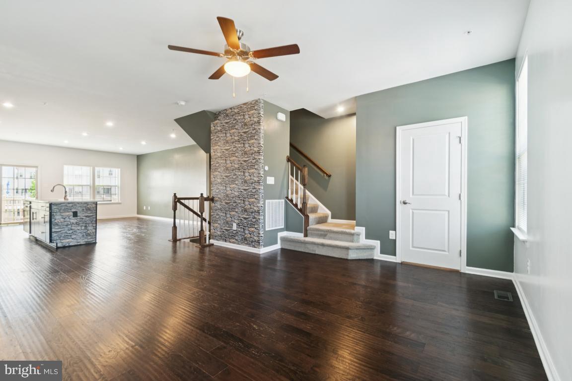 2932 Hebron Ln Property Photo 10