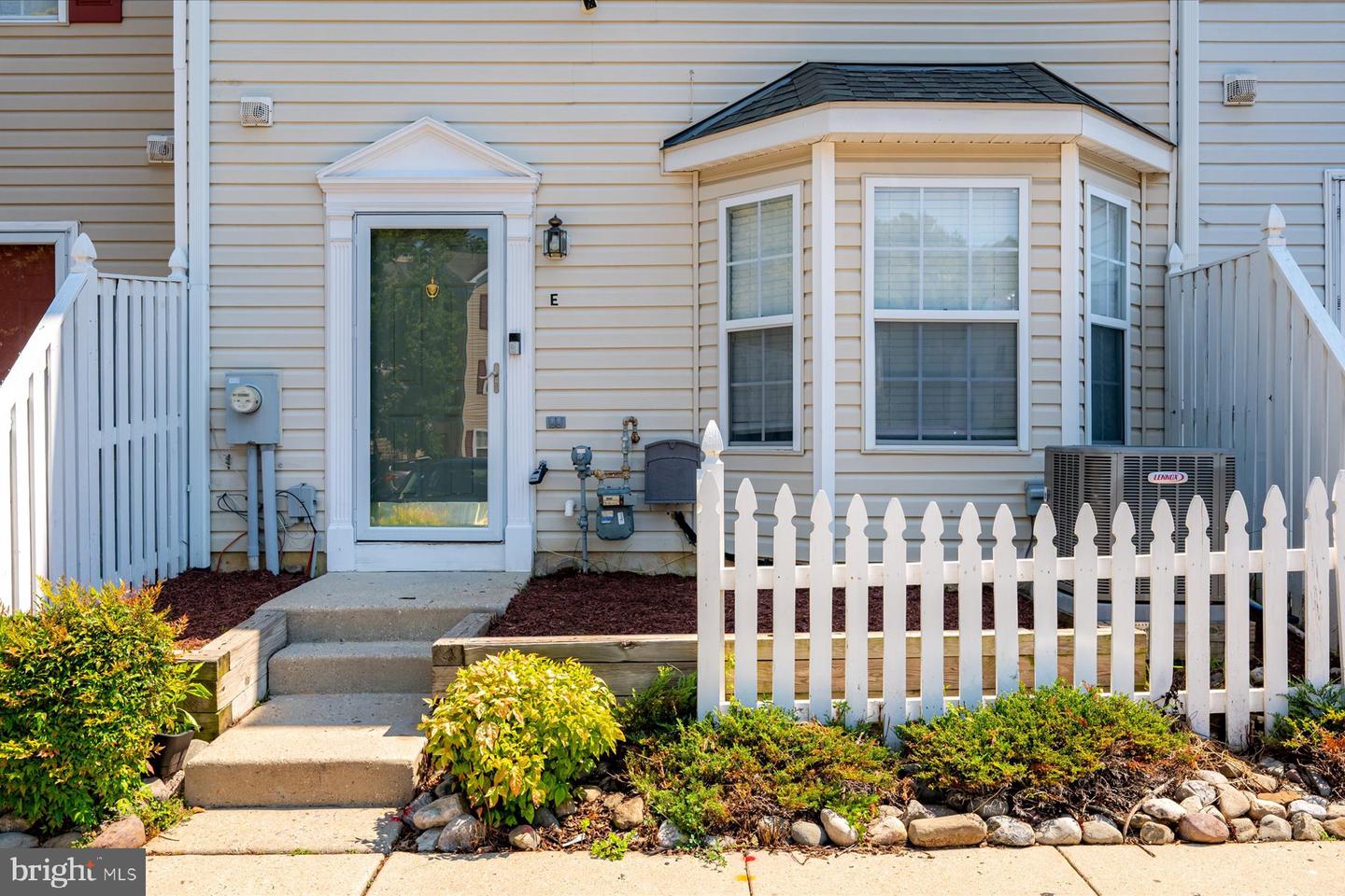 50-E AMBERSTONE CT