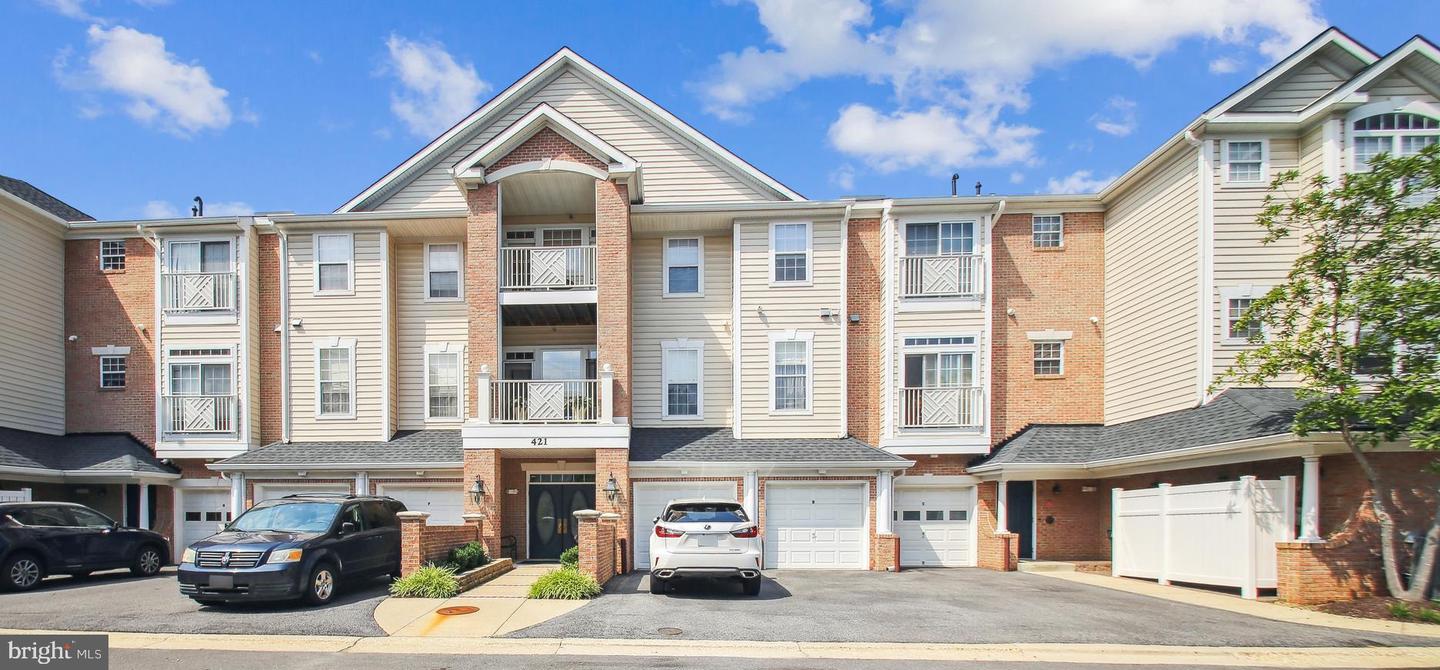 421 Hamlet Club Dr #307 Property Photo 1