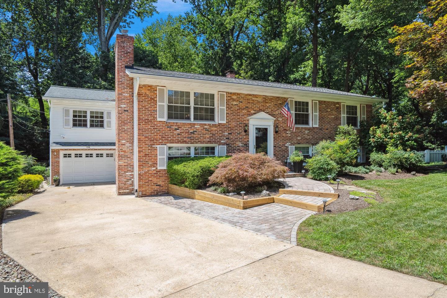 1128 Mainsail Dr Property Photo 1
