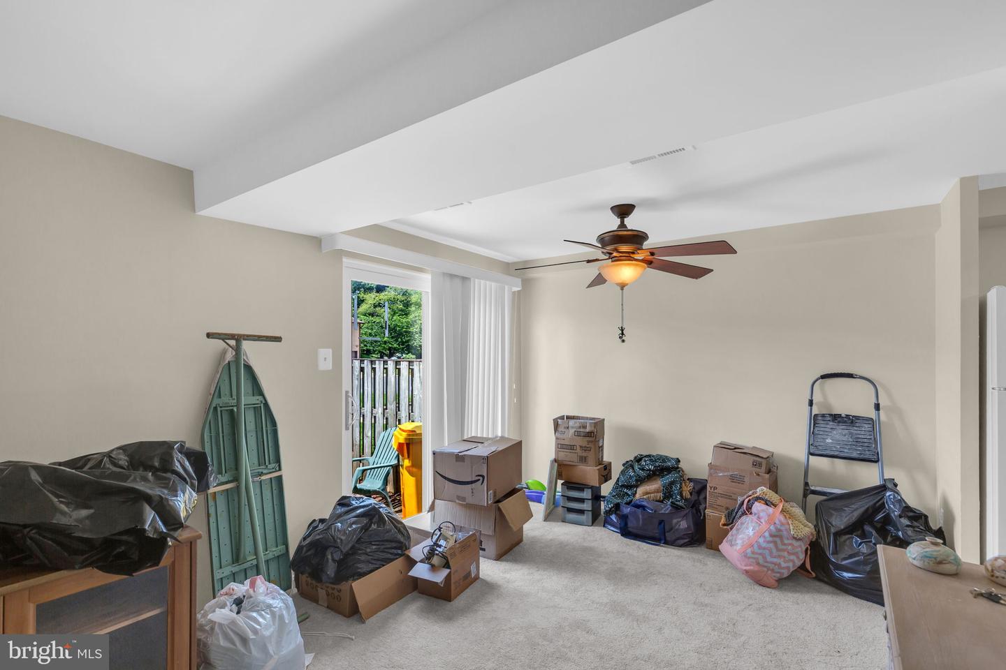536 West Ct Property Photo 7