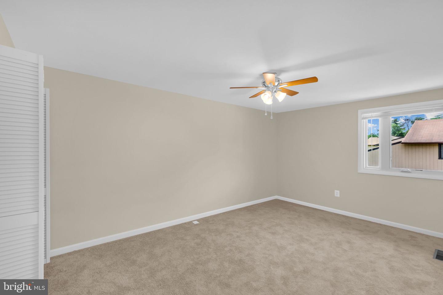 536 West Ct Property Photo 13