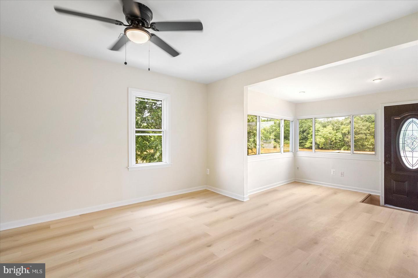 1 Beach Rd Property Photo 15