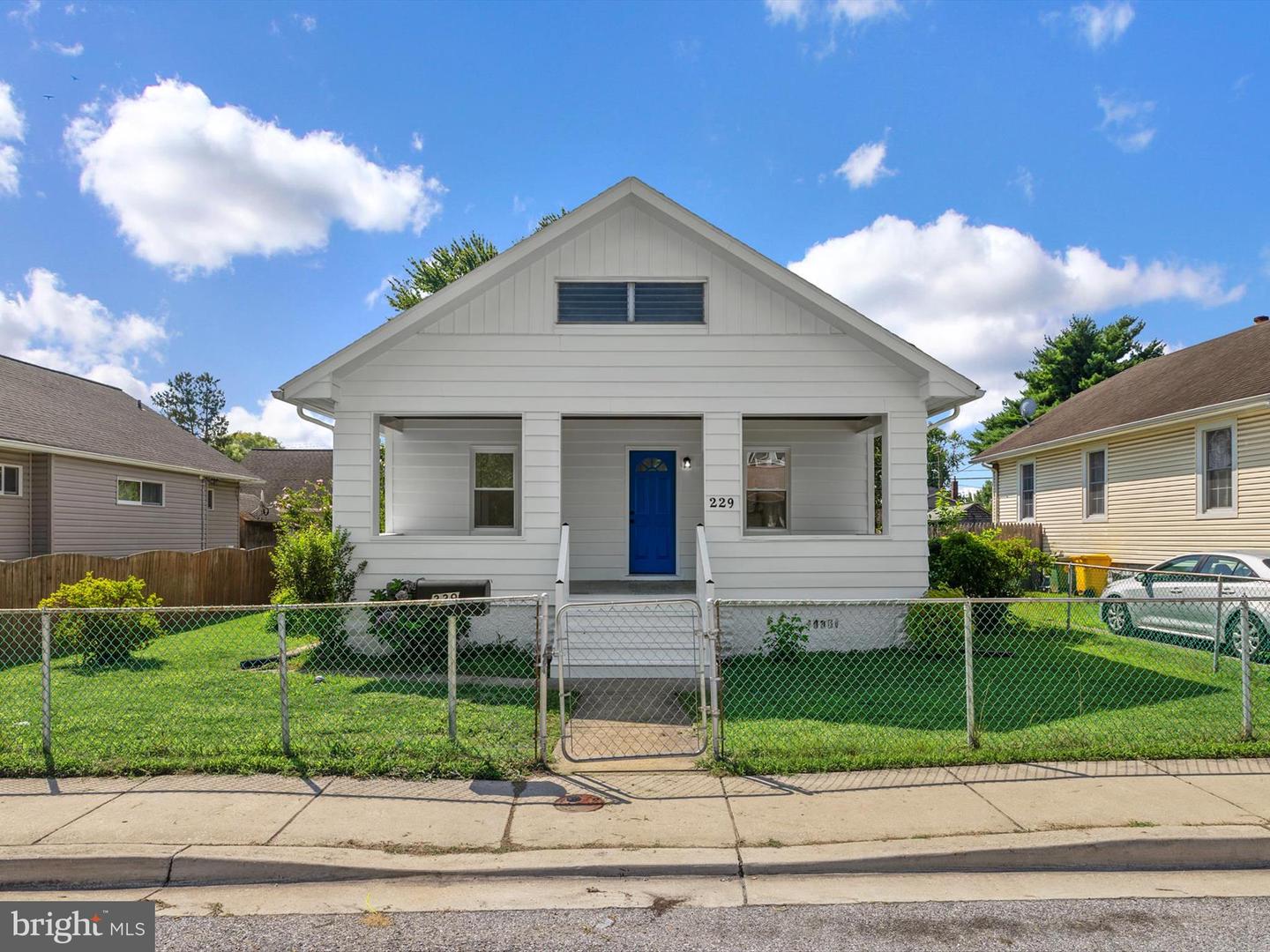 229 DORIS AVE