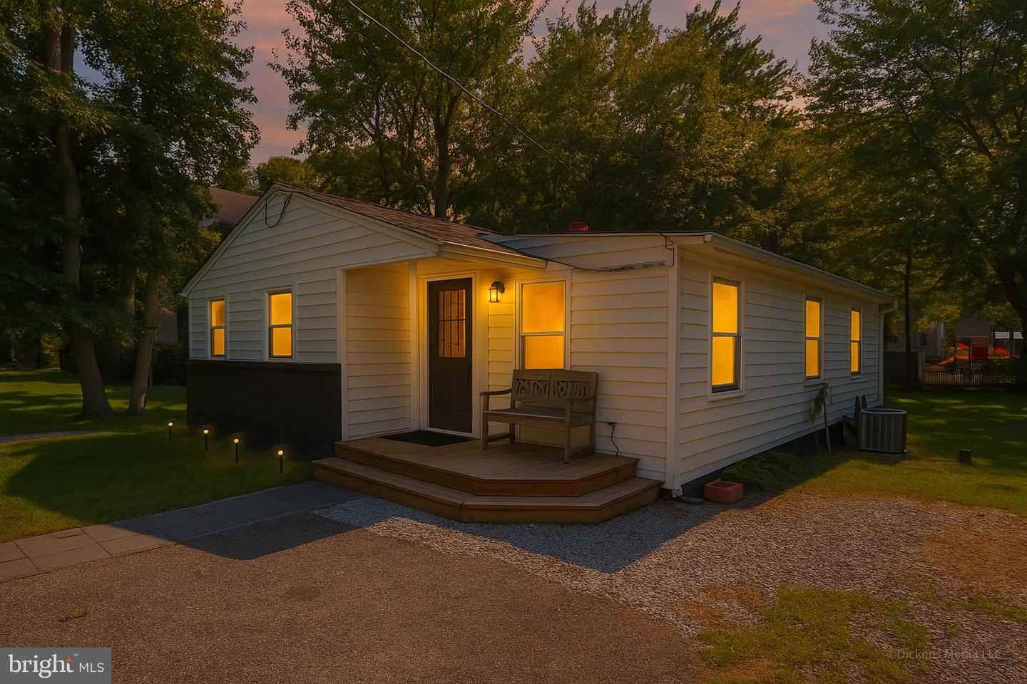 3504-a Cohasset Ave Property Photo 1