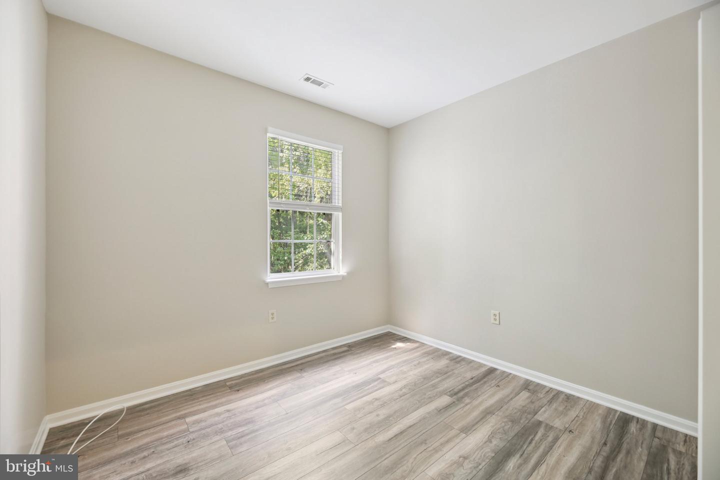 608 Rolling Hill Walk #201 Property Photo 19