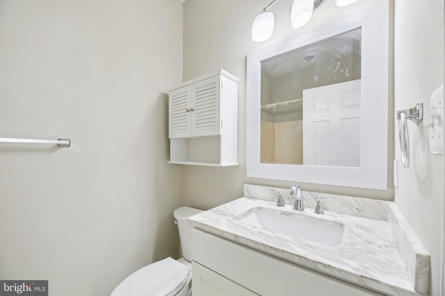 608 Rolling Hill Walk #201 Property Photo 25