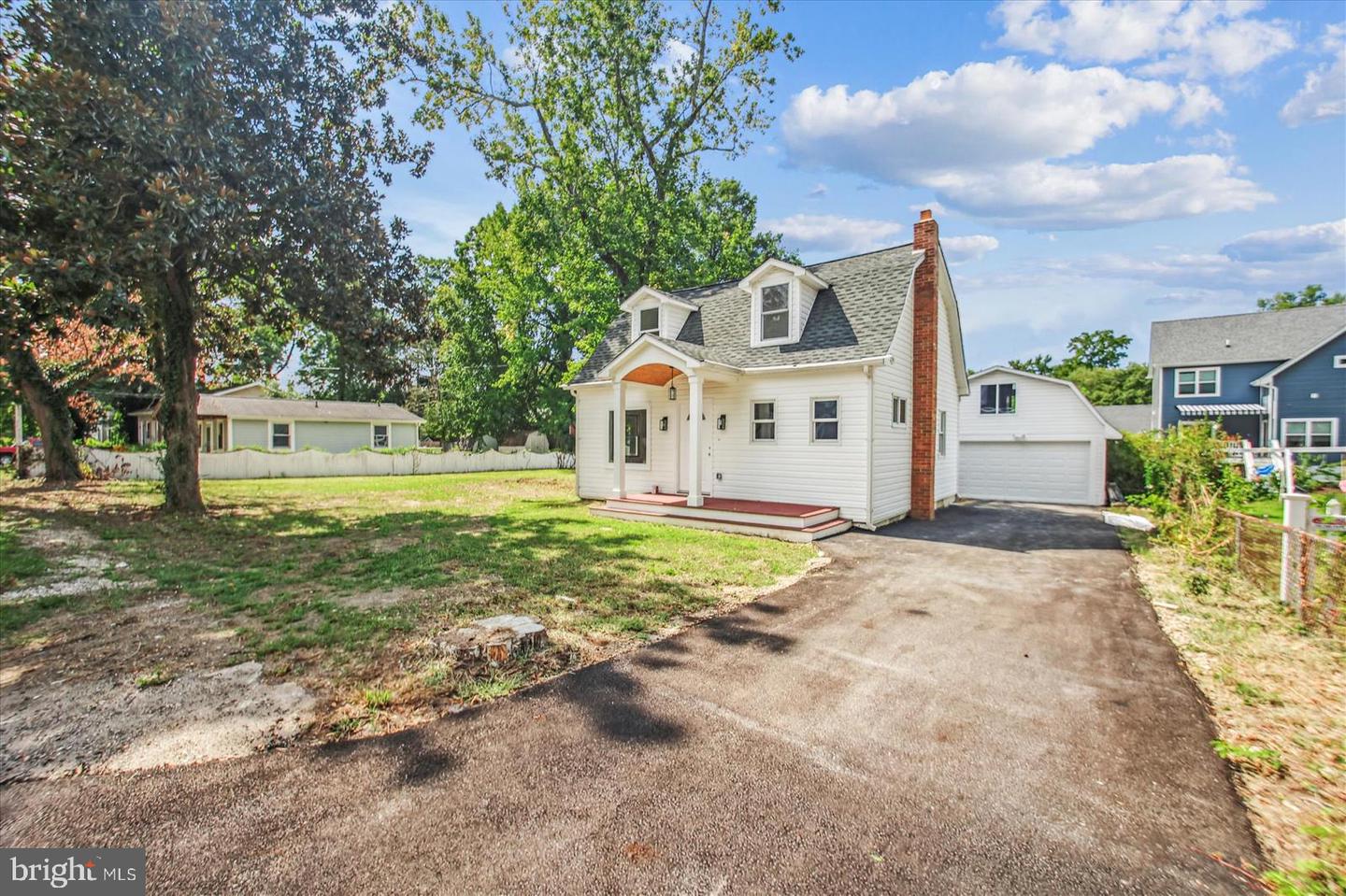 1712 Ridgely Rd Property Photo 1