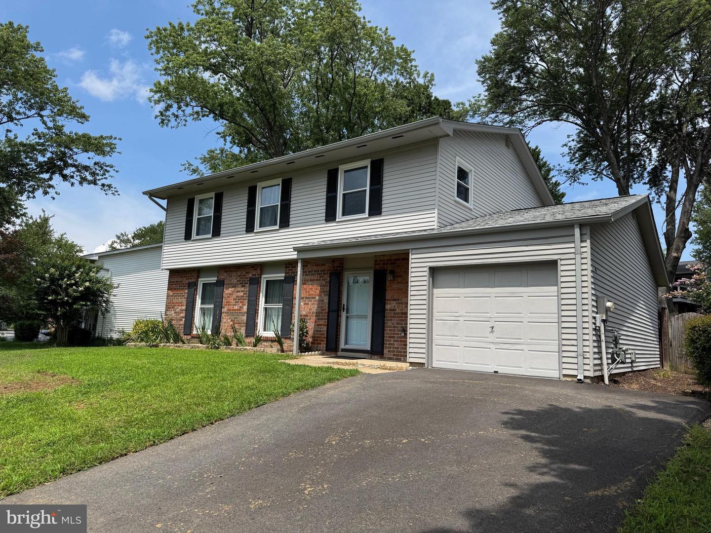 1717 Fallsway Dr Property Photo 1