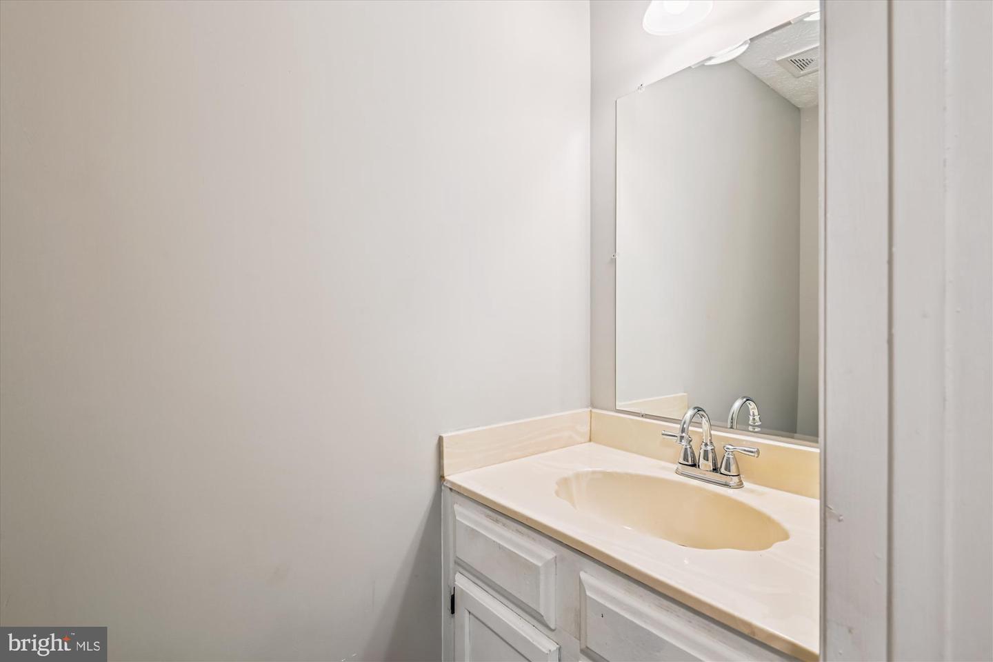 1187 White Coral Ct Property Photo 9