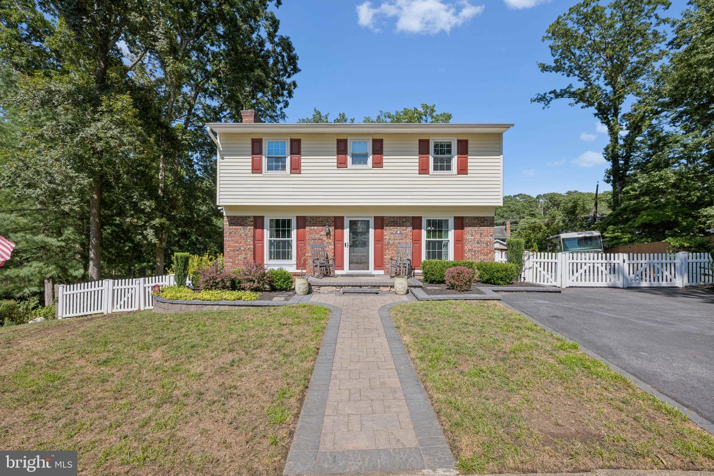 4 Belhaven Ct Property Photo 1