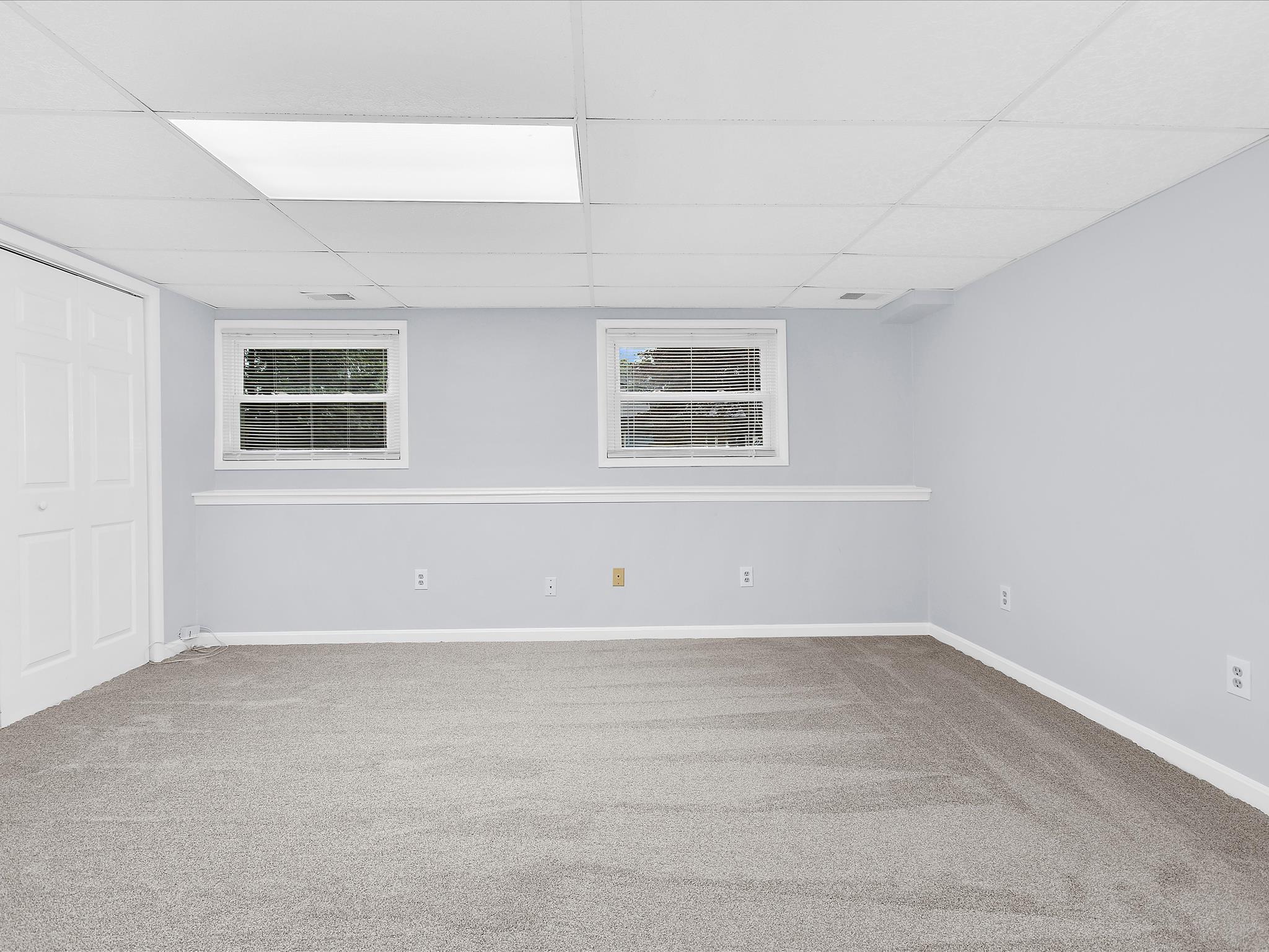 130 Clarence Ave Property Photo 26