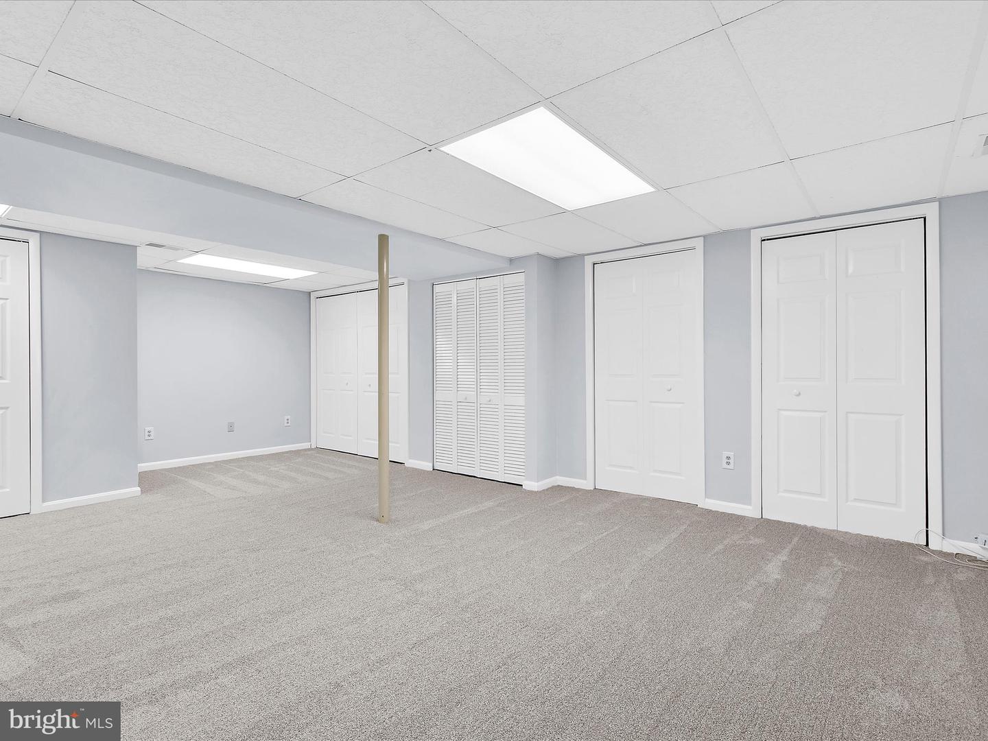 130 Clarence Ave Property Photo 29