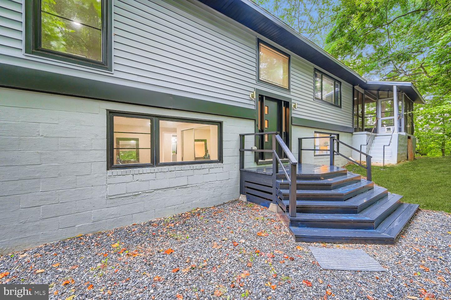 3203 Brezina Pl Property Photo 1