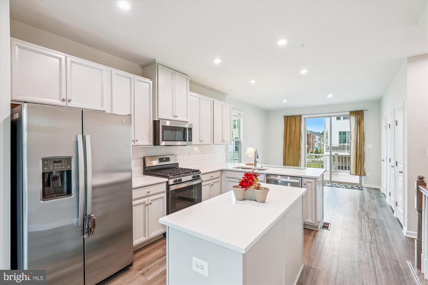 3745 Cedar Mountain Way Property Photo 6