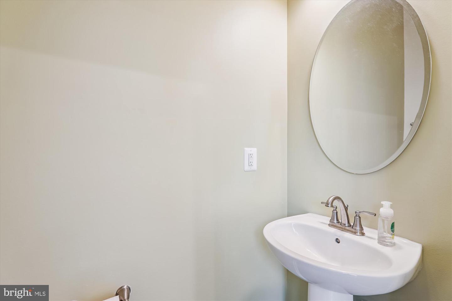 3745 Cedar Mountain Way Property Photo 11