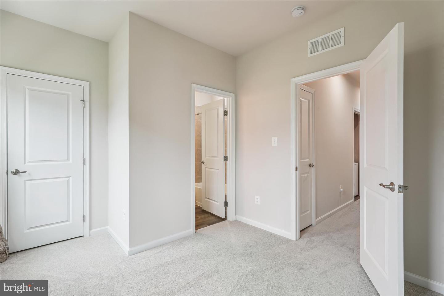 3745 Cedar Mountain Way Property Photo 19