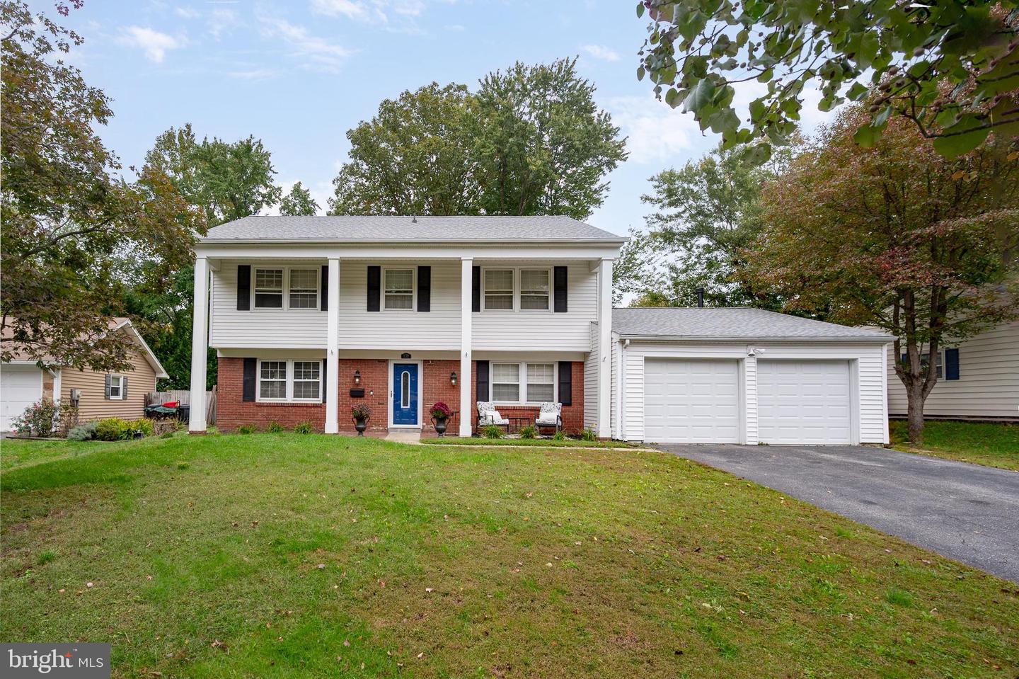 1726 Truro Rd Property Photo 1