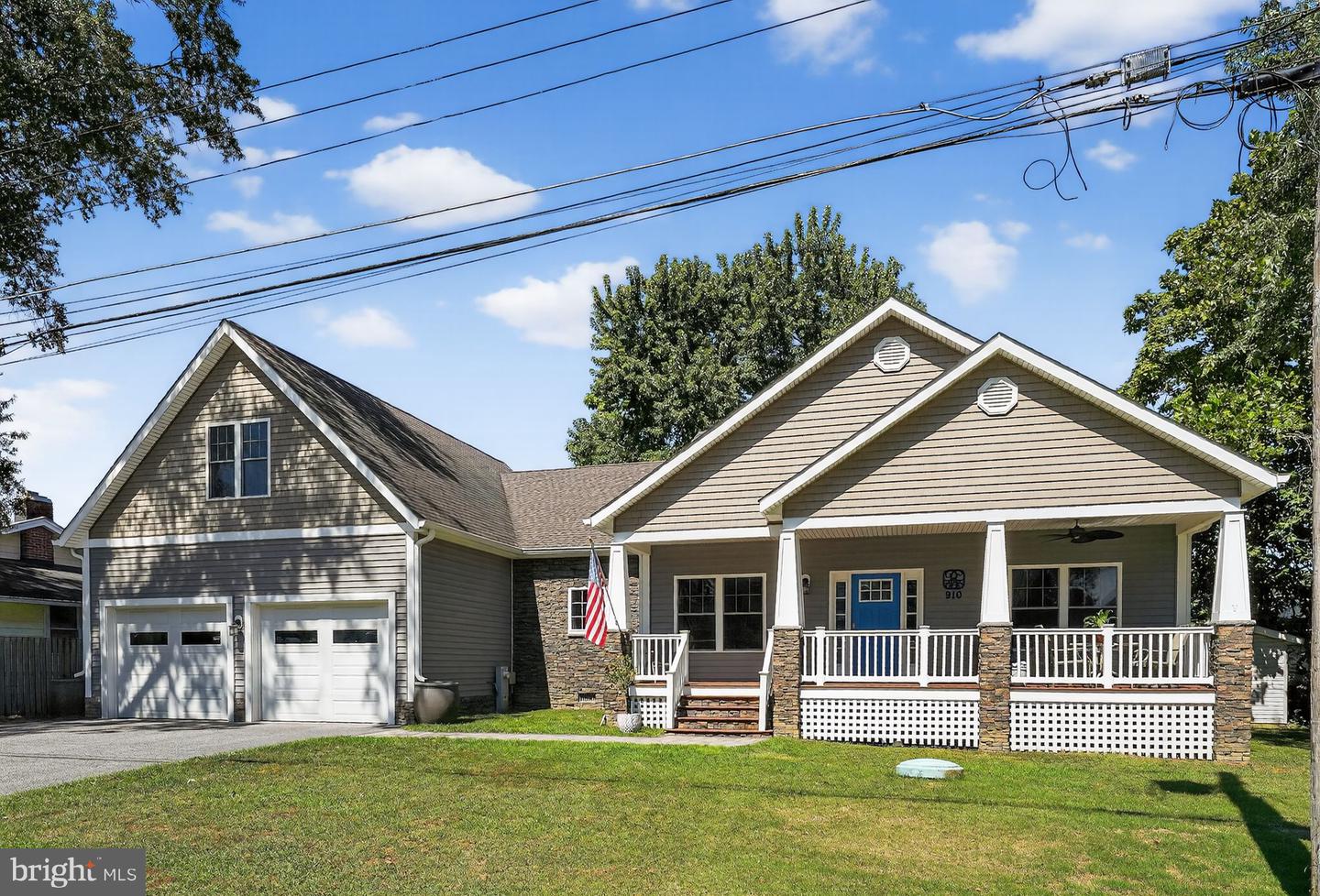 910 Severn Ave Property Photo 1