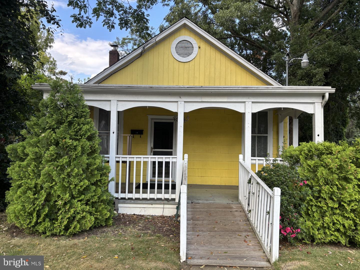 10 Annapolis St Property Photo 2
