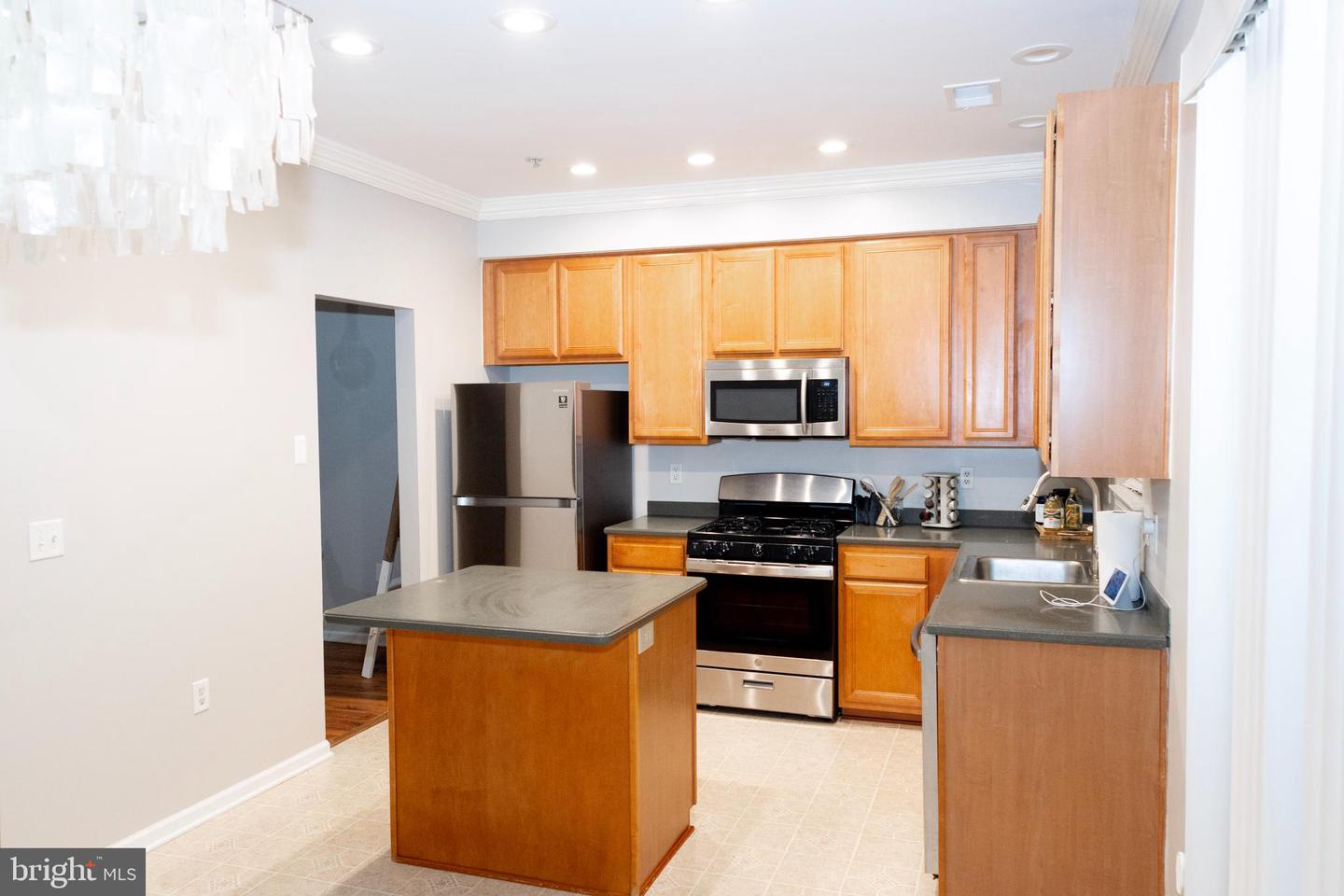 2429 Lizbec Ct Property Photo 1