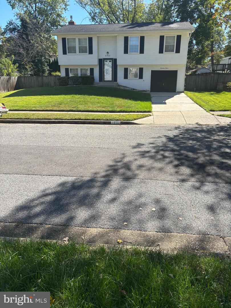 1711 Denton Ct Property Photo 1