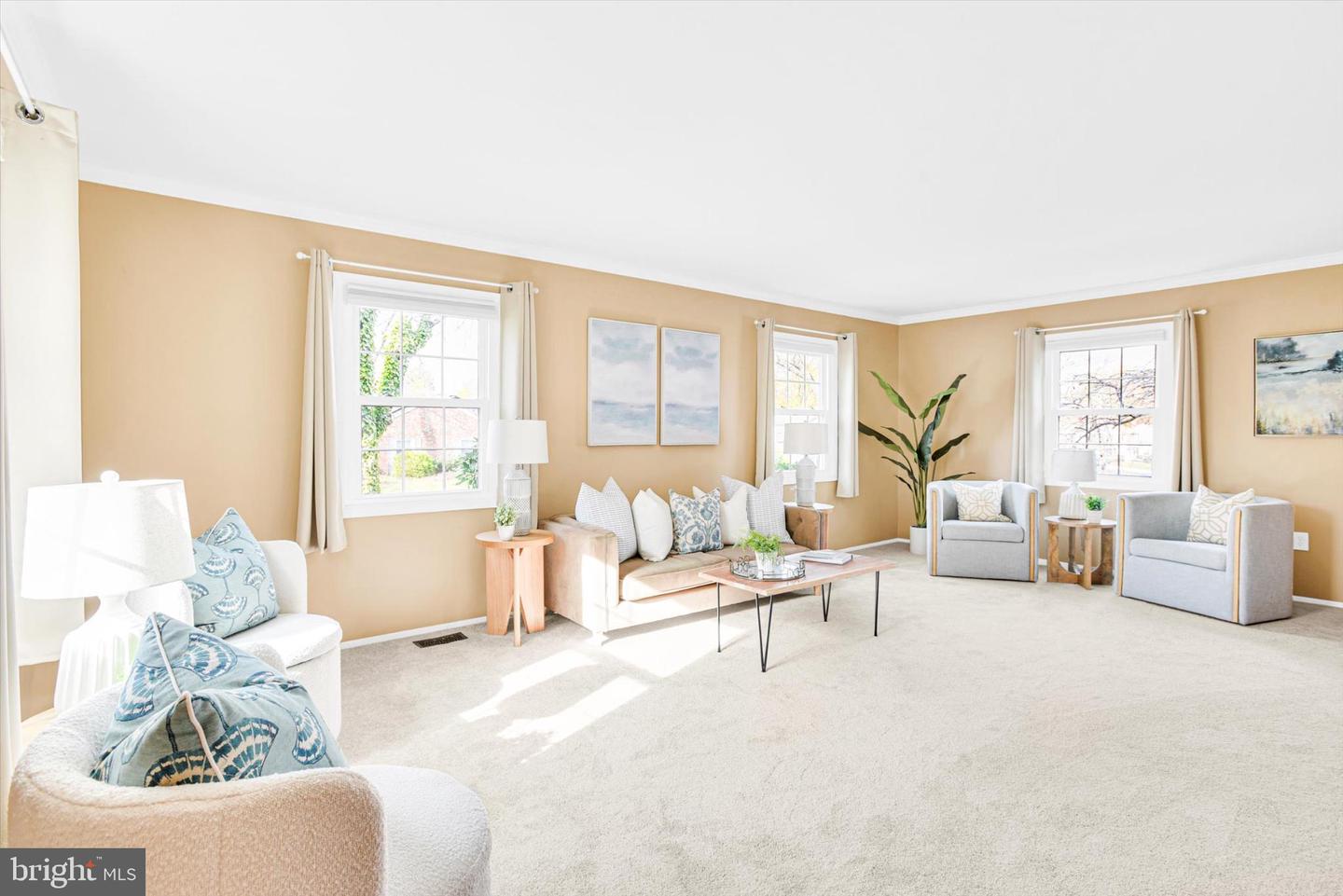 1722 Tedbury St Property Photo 1