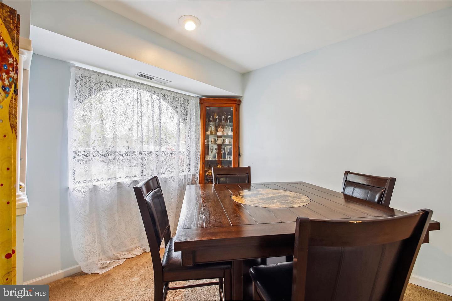 21 Silverwood Cir #4 Property Photo 5