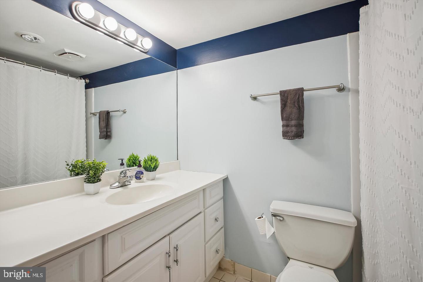 21 Silverwood Cir #4 Property Photo 8
