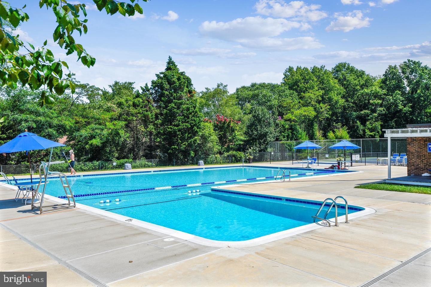 21 Silverwood Cir #4 Property Photo 16