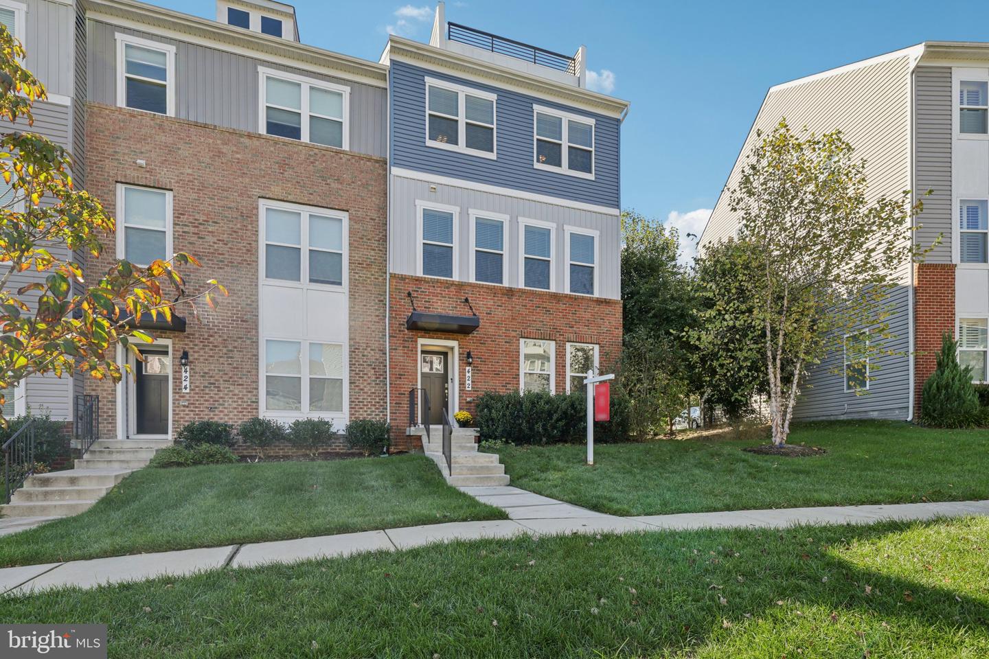 422 Lightship Landing Way Property Photo 1