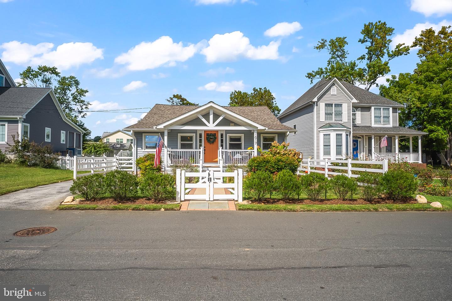 1017 Shore Dr Property Photo 1