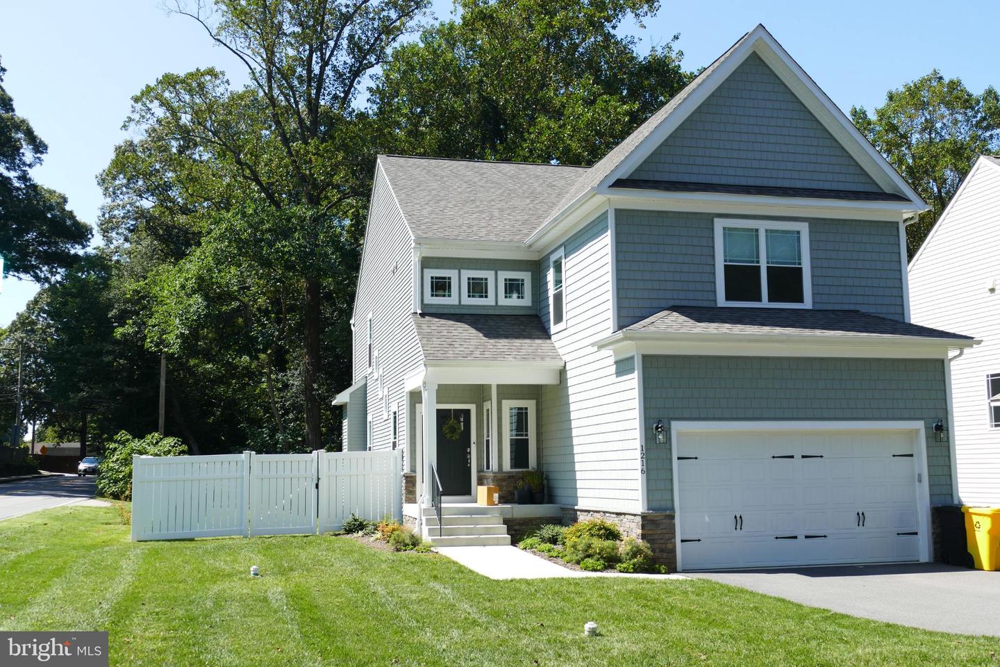 1217 Hampton Rd Property Photo 4