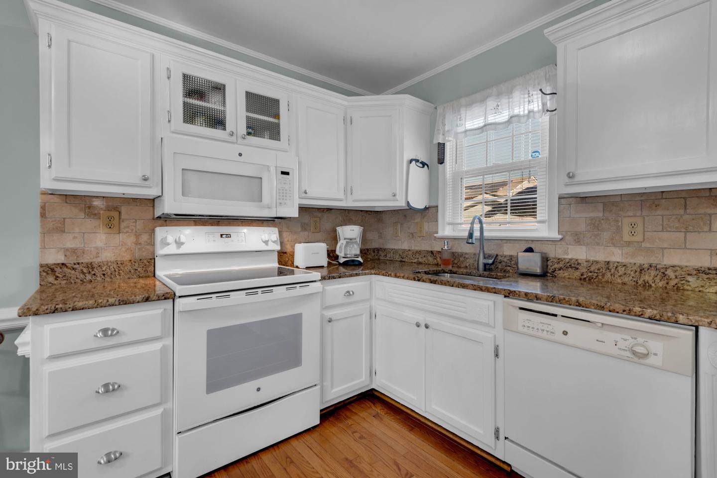 1005 Hyde Park Dr Property Photo 6