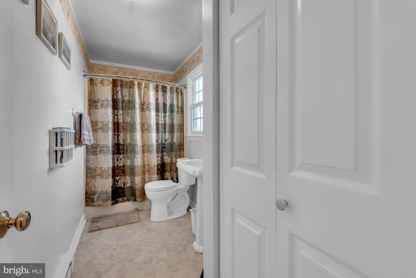 1005 Hyde Park Dr Property Photo 18