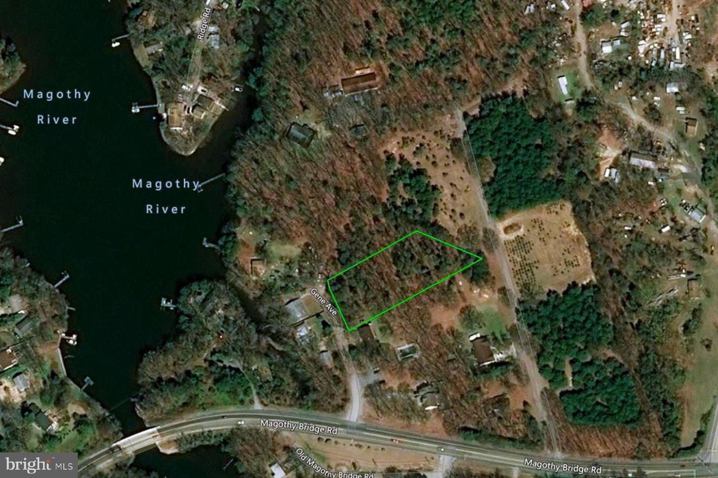 5 Gene Ave Property Photo 1