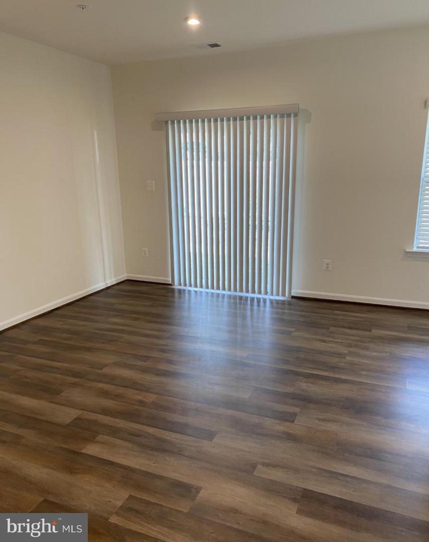 207 Jenkins Way Property Photo 6