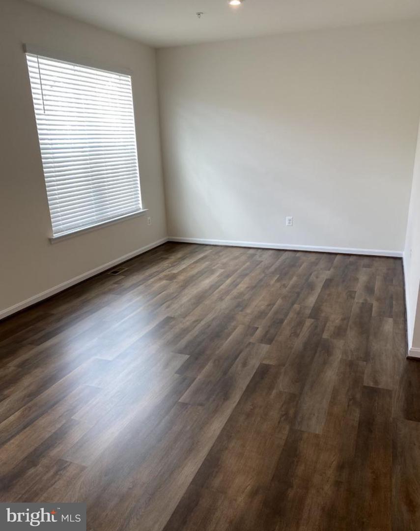 207 Jenkins Way Property Photo 9