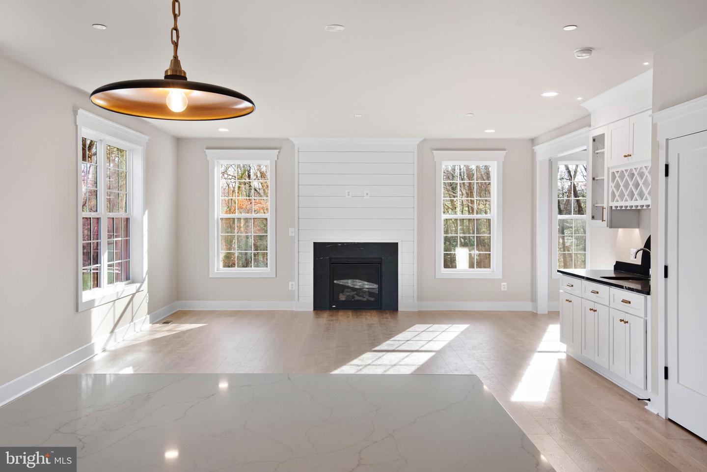 17 Vinter Ln Property Photo 6