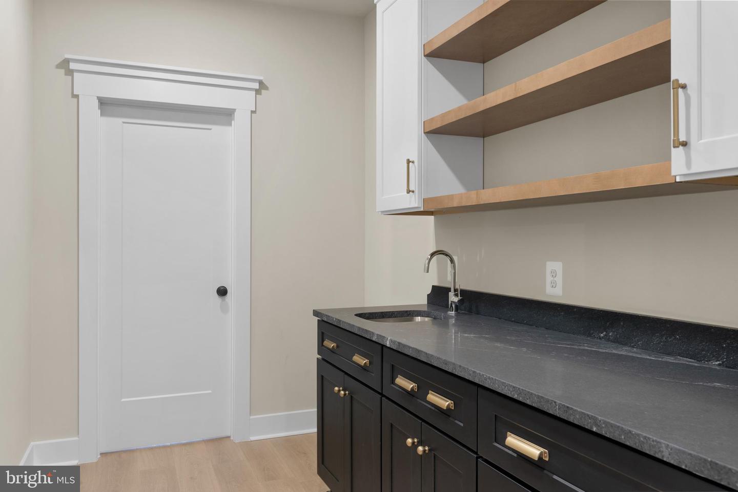 17 Vinter Ln Property Photo 14