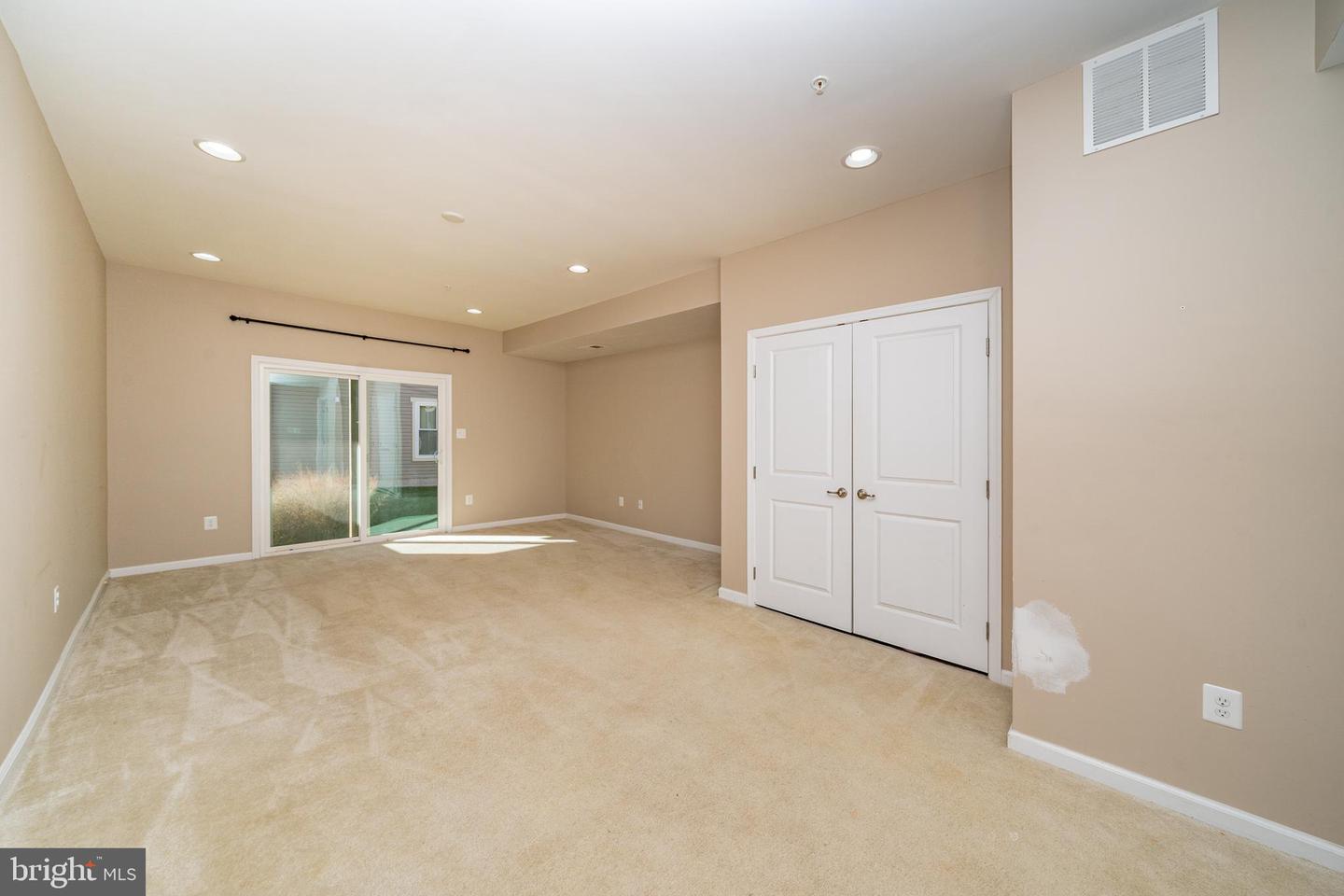 447 Willow Bend Dr Property Photo 9