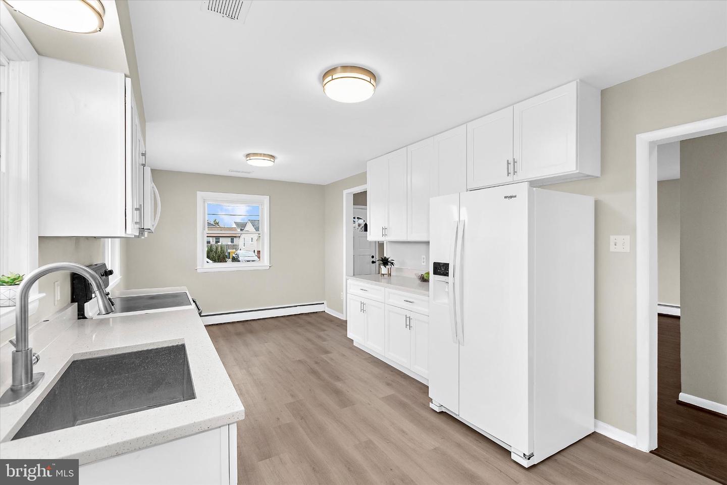 8421 Spring Rd Property Photo 10